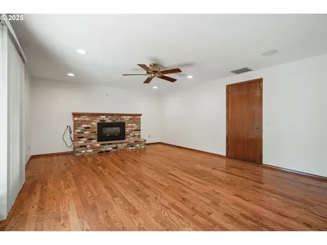 6910 SW Lisbon Court Beaverton OR 97078