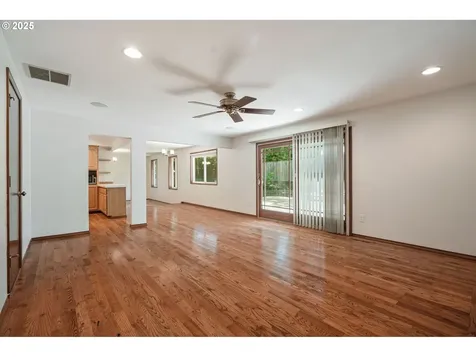 6910 SW Lisbon Court Beaverton OR 97078