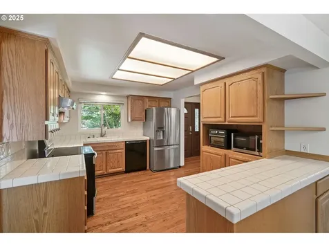 6910 SW Lisbon Court Beaverton OR 97078