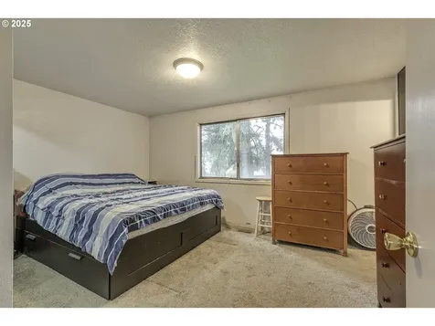 19820 NE Hassalo Court Portland OR 97230