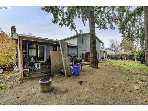 19820 NE Hassalo Court Portland OR 97230
