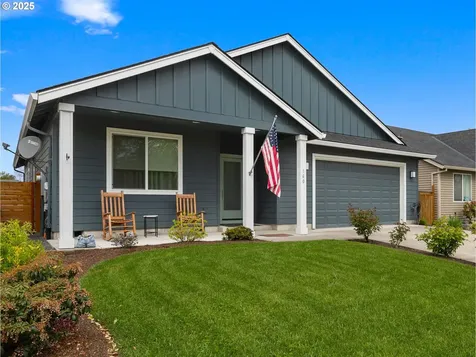160 N Hezzie Lane Molalla OR 97038
