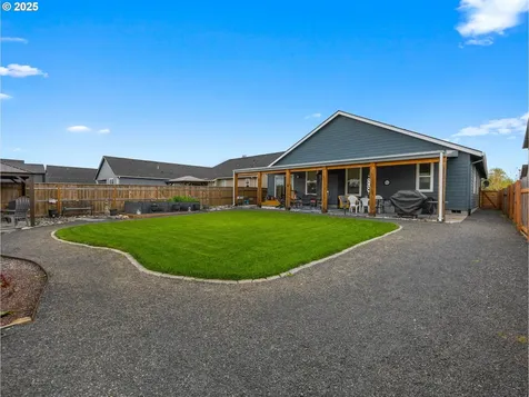 160 N Hezzie Lane Molalla OR 97038
