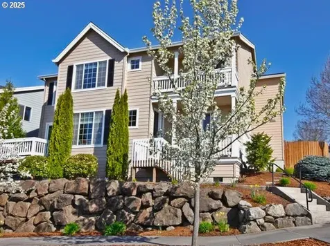 219 SW Valeria View Drive Portland OR 97225