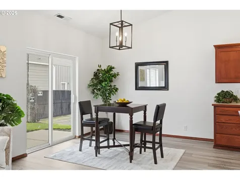 2989 Dahlia Lane Eugene OR 97404