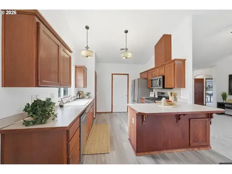 2989 Dahlia Lane Eugene OR 97404