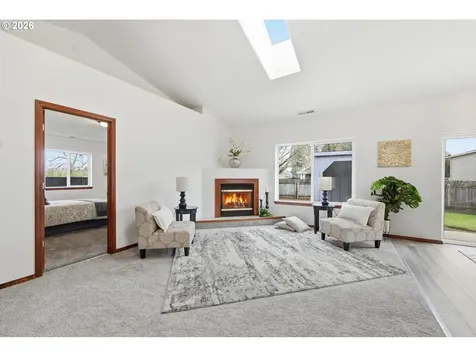 2989 Dahlia Lane Eugene OR 97404