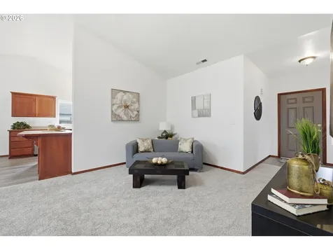 2989 Dahlia Lane Eugene OR 97404