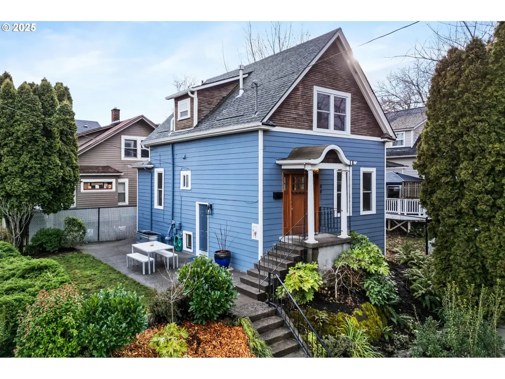 88 NE Ivy Street Portland OR 97212