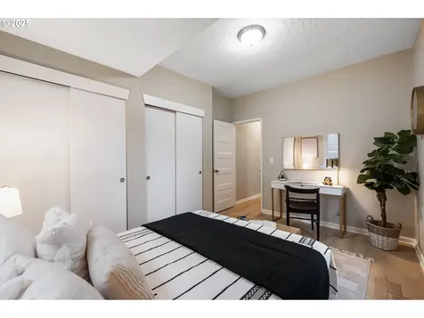 88 NE Ivy Street Portland OR 97212