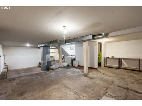 88 NE Ivy Street Portland OR 97212