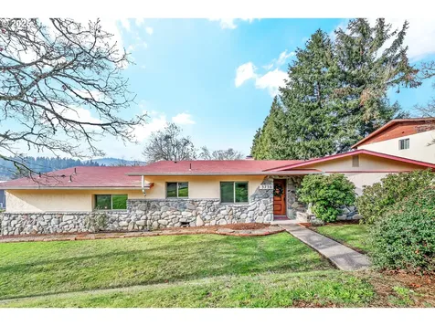 3730 Potter Street Eugene OR 97405