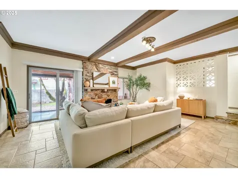 3730 Potter Street Eugene OR 97405