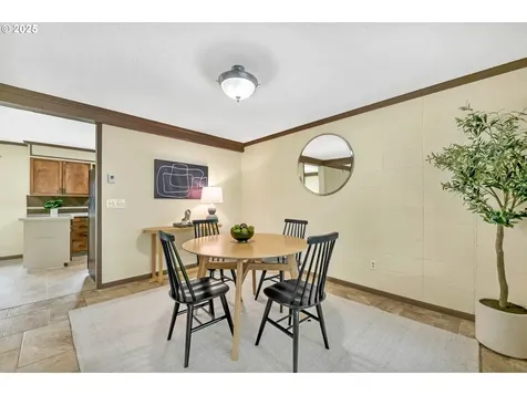 3730 Potter Street Eugene OR 97405