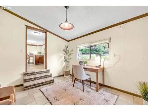 3730 Potter Street Eugene OR 97405