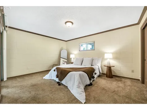 3730 Potter Street Eugene OR 97405