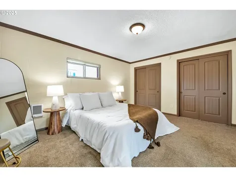 3730 Potter Street Eugene OR 97405