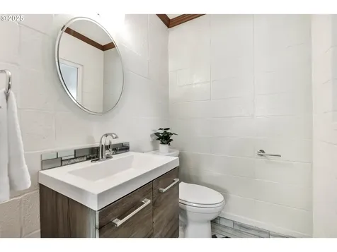 3730 Potter Street Eugene OR 97405