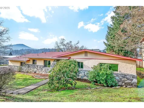3730 Potter Street Eugene OR 97405