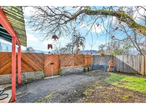 3730 Potter Street Eugene OR 97405