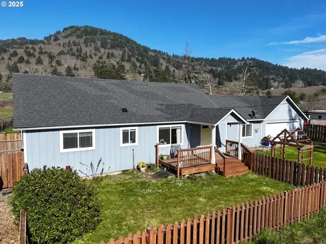 14791 Oceanview Drive Brookings OR 97415