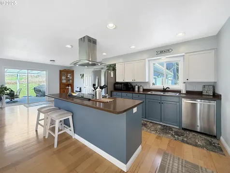 14791 Oceanview Drive Brookings OR 97415