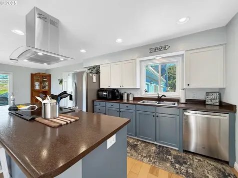 14791 Oceanview Drive Brookings OR 97415