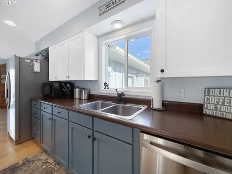 14791 Oceanview Drive Brookings OR 97415