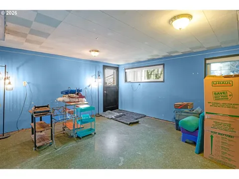 16627 SE Bush Street Portland OR 97236
