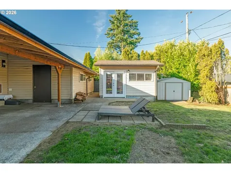 16627 SE Bush Street Portland OR 97236