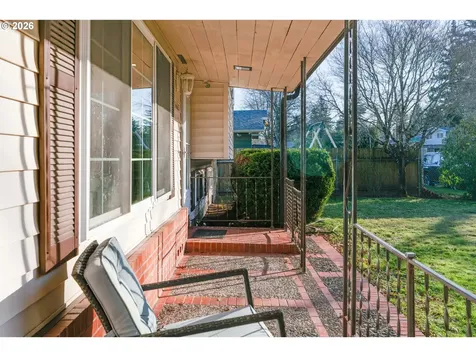 16627 SE Bush Street Portland OR 97236