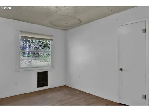 90136 Green Creek Road Deadwood OR 97430
