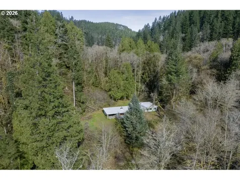 90136 Green Creek Road Deadwood OR 97430