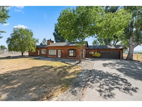 6606 Domino Road Central Point OR 97502