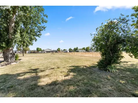 6606 Domino Road Central Point OR 97502