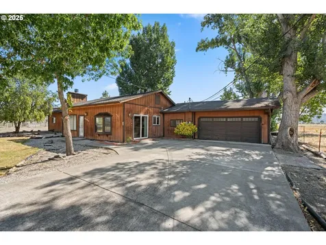 6606 Domino Road Central Point OR 97502