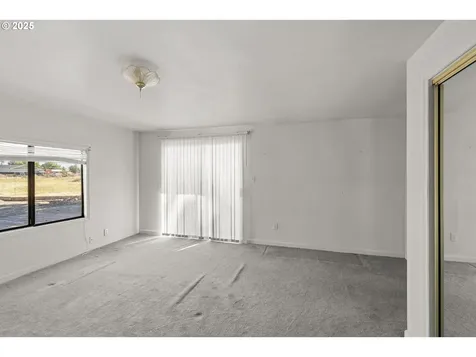 6606 Domino Road Central Point OR 97502