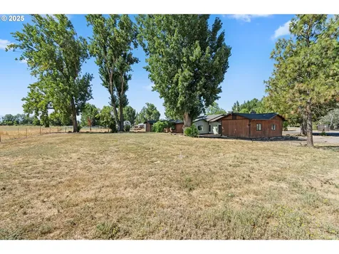6606 Domino Road Central Point OR 97502