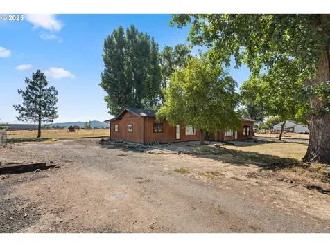 6606 Domino Road Central Point OR 97502