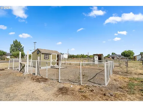 6606 Domino Road Central Point OR 97502