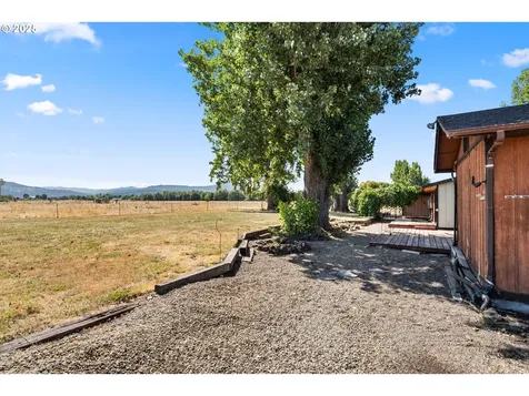 6606 Domino Road Central Point OR 97502