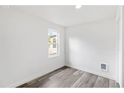 611 NE Pioneer Avenue Castle Rock WA 98611