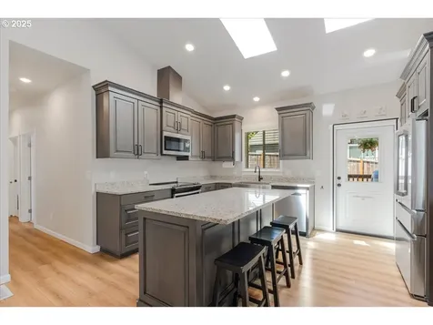 272 E I Street Vernonia OR 97064