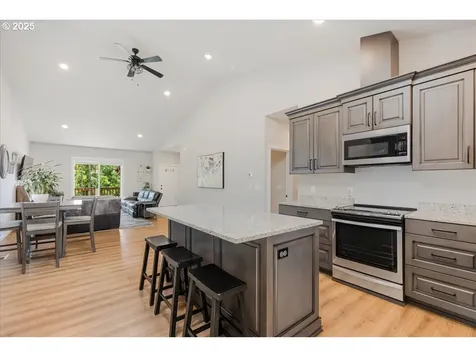 272 E I Street Vernonia OR 97064