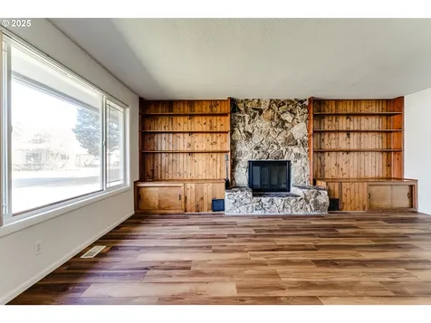 1244 Calvin Street Eugene OR 97401