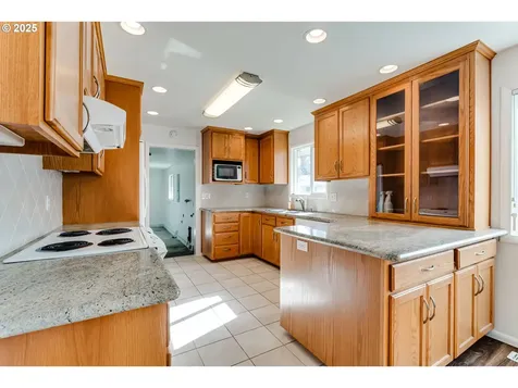 1244 Calvin Street Eugene OR 97401