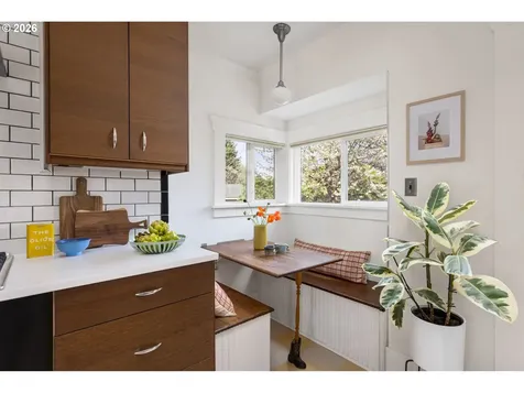 7236 N Fenwick Avenue Portland OR 97217