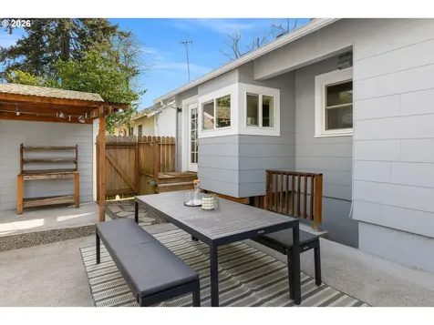 7236 N Fenwick Avenue Portland OR 97217