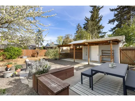 7236 N Fenwick Avenue Portland OR 97217
