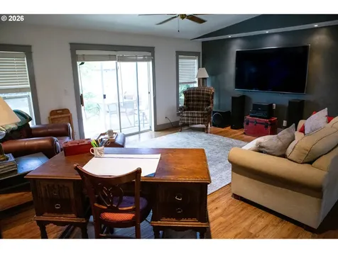 3262 Jory Street Woodburn OR 97071